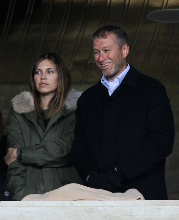 Roman Abramovich with his then girlfriend Daria Zhukova in 2010 (Photo by Alexander Fyodorov/Epsilon/Getty Images)