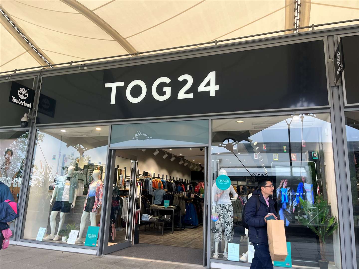 Tog 24 at Ashford Designer Outlet will move to the former Patisserie Valerie unit and then be replaced by Crocs