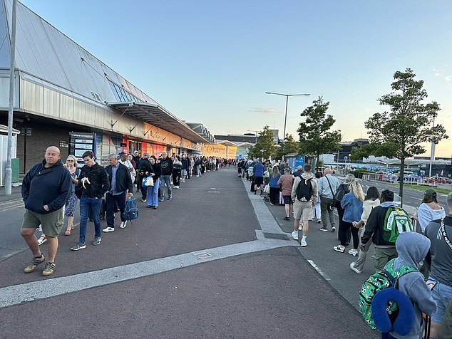 Furious passengers have waited hours to get through security after the government temporarily reintroduced rules banning people from traveling with liquids over 100ml in their hand luggage until further notice