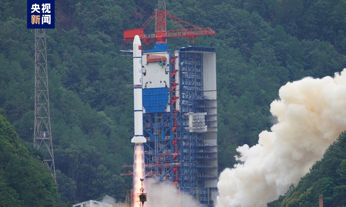 China successfully launches the Space Variable Objects Monitor, a space science satellite co-developed by China and France, to its preset orbit at the Xichang Satellite Launch Center in Southwest China