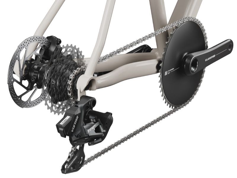 The groupset can be run with either an aero ring (pictured) or a traditional style chainring